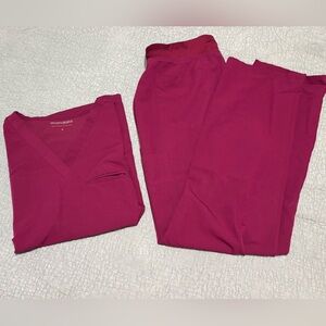 Mandala Scrub Set in Sangria